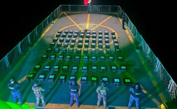 La Marina asegura más de dos toneladas de cocaína abandonadas en altamar frente a las costas de Acapulco, Guerrero