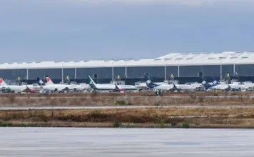 Aerolíneas alertan por afectaciones en vuelos a destinos del Pacífico por el huracán ‘Simon’