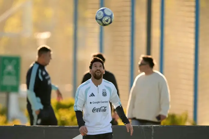 messi-dice-adios-a-la-seleccion-argentina-en-partido-amistoso-contra-benin_55bbcece-be43-41f8-8704-06a56efcb6b0_medialjnimgndimage=fullsize